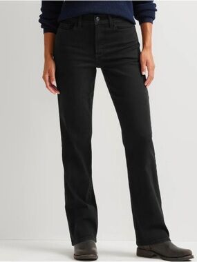 Eddie Bauer Women’s Black High Rise Venture Stretch Bootcut Jeans NWT